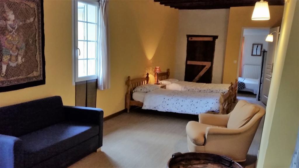Maison D'Hotes Les 3 Baudets Issor Bagian luar foto