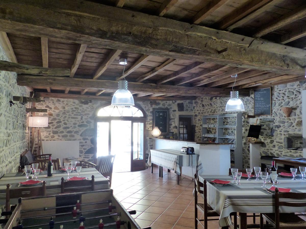Maison D'Hotes Les 3 Baudets Issor Bagian luar foto