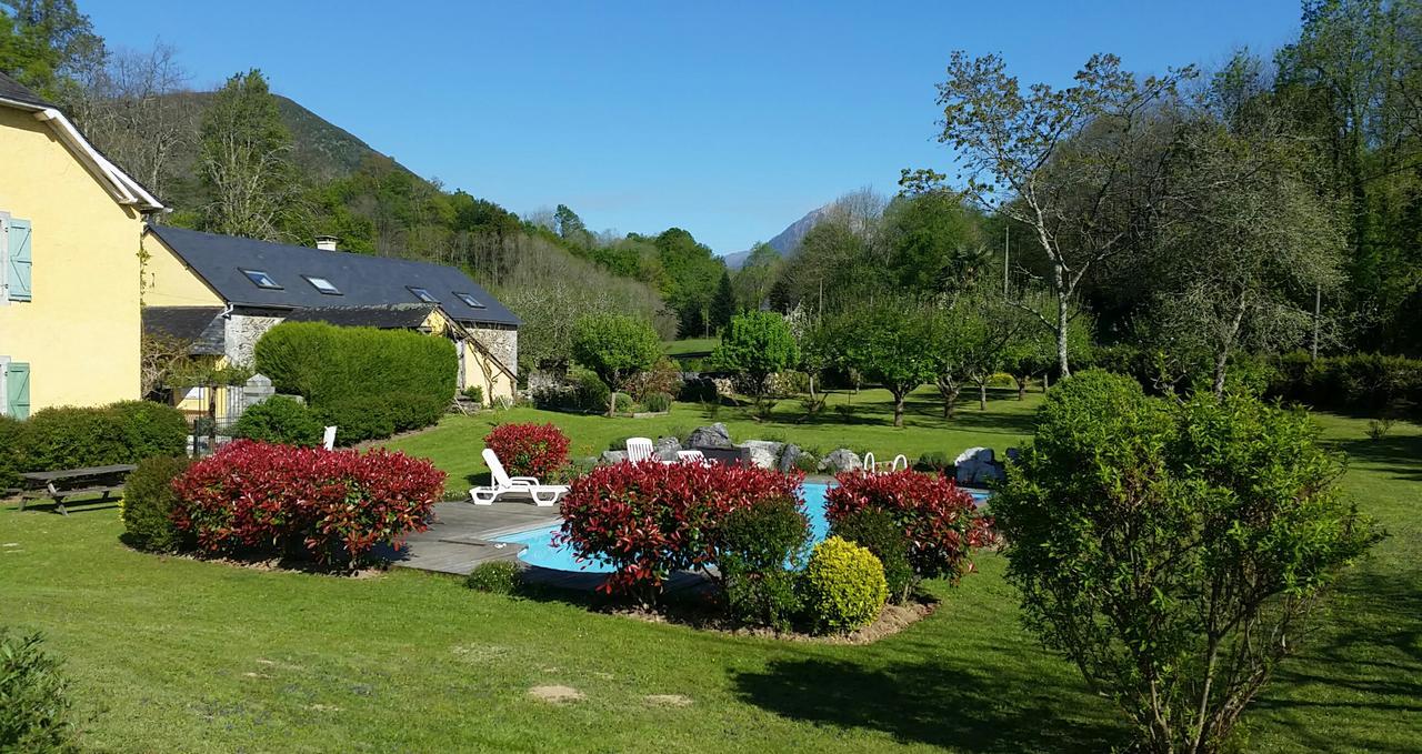 Maison D'Hotes Les 3 Baudets Issor Bagian luar foto