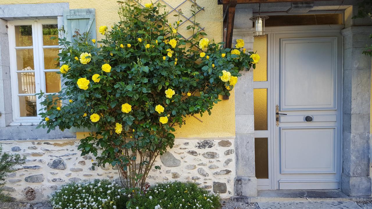 Maison D'Hotes Les 3 Baudets Issor Bagian luar foto