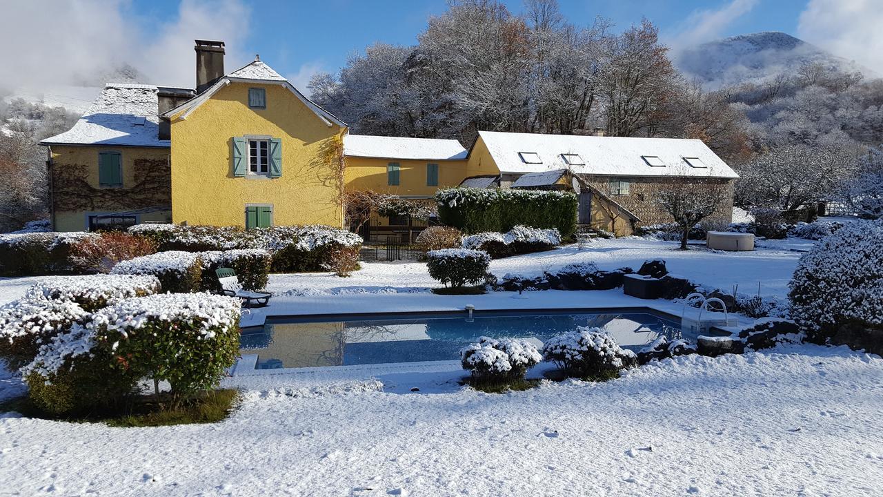 Maison D'Hotes Les 3 Baudets Issor Bagian luar foto